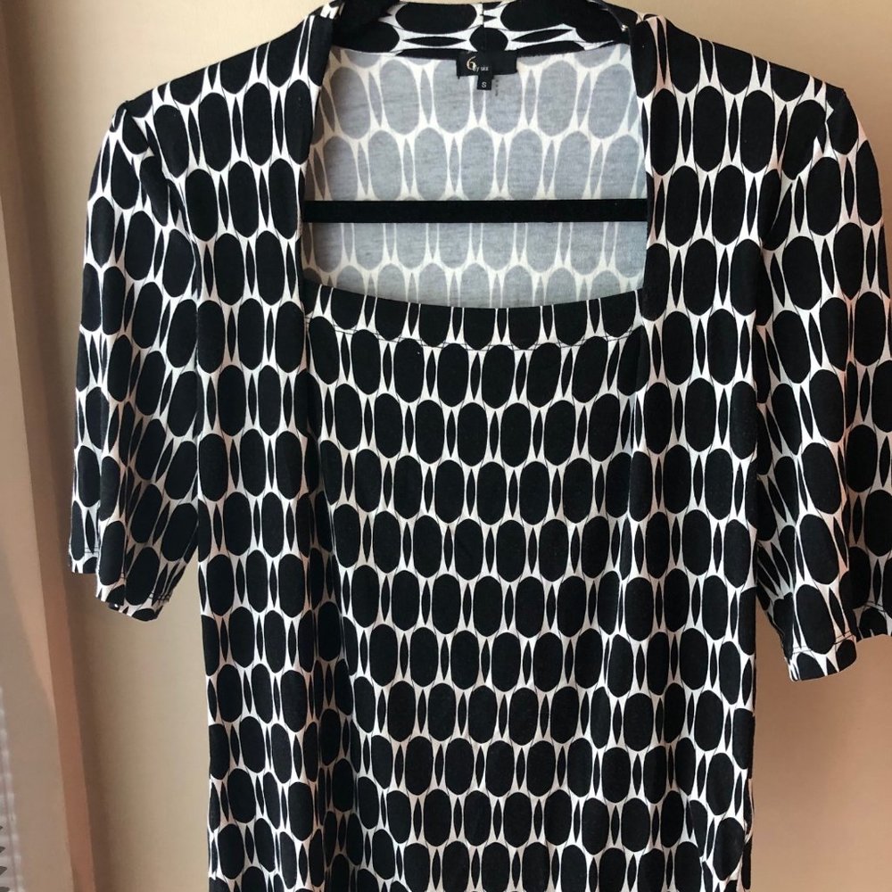6 By Six Black & White Geometric Print Top